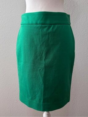 Banana Republic Green Size 4 Straight Pencil Skirt Career Office Chic EUC E